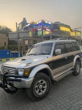 Mitsubishi Pajero Exceed Automatic 2.8D 1993 for Sale