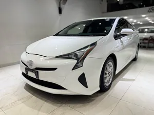 Toyota Prius S 2018 for Sale