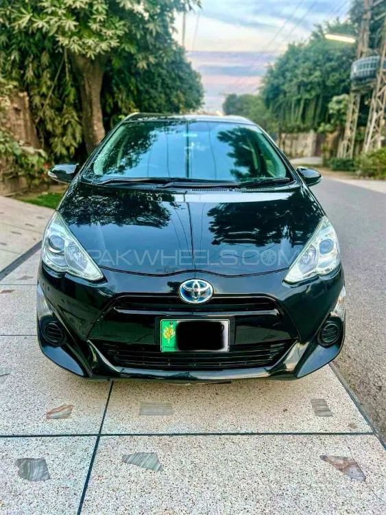 Toyota Aqua 2015 for Sale in Lahore Image-1