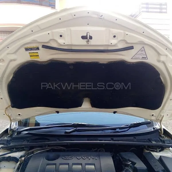 Toyota Corolla 2020 for Sale in Dera Ghazi Khan Image-1