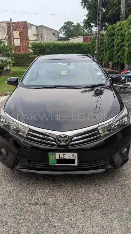 Toyota Corolla 2015 for Sale in Lahore Image-1