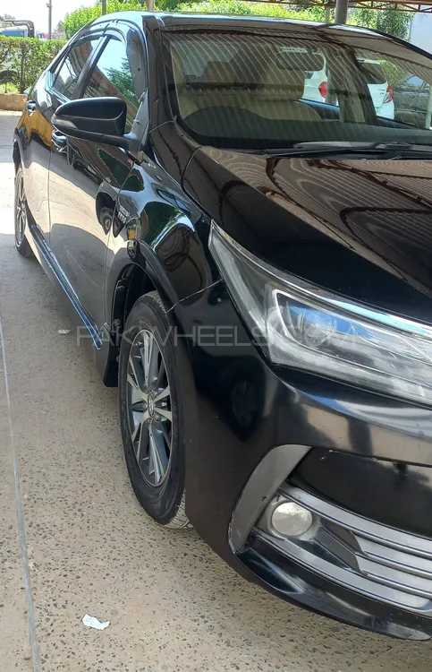 Toyota Corolla 2016 for Sale in Islamabad Image-1