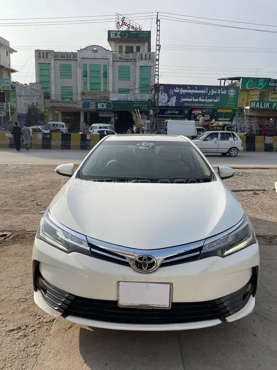 Toyota Corolla 2017 for Sale in Islamabad Image-1