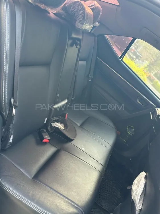 Toyota Corolla 2021 for Sale in Islamabad Image-1
