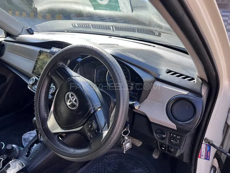 Toyota Corolla Axio 2014 for Sale in Rawalpindi Image-1