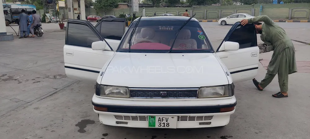 Toyota Corolla 1988 for Sale in Peshawar Image-1