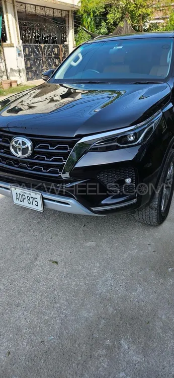 Toyota Fortuner 2021 for Sale in Lahore Image-1