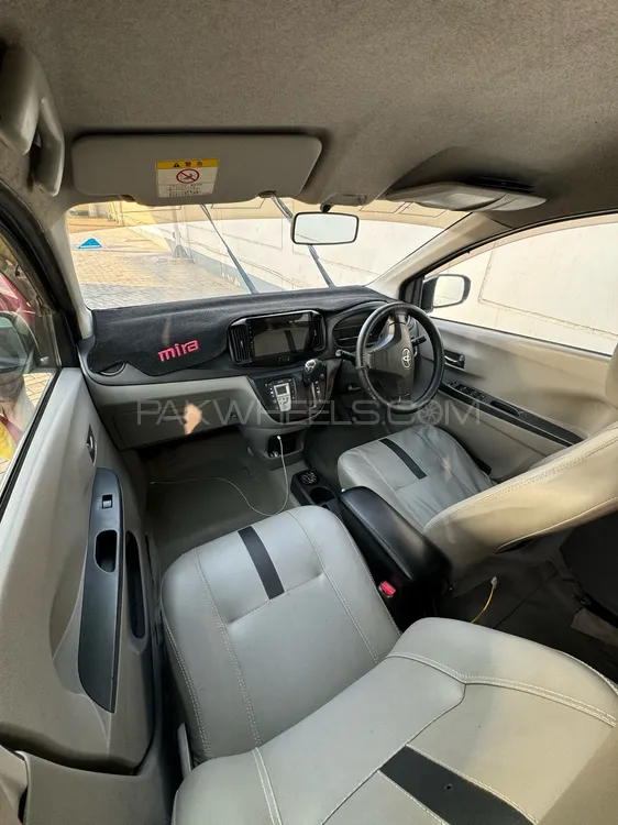 Toyota Pixis Epoch 2014 for Sale in Karachi Image-1