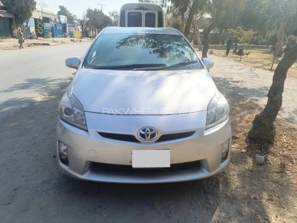 Toyota Prius 2011 for Sale in Islamabad Image-1