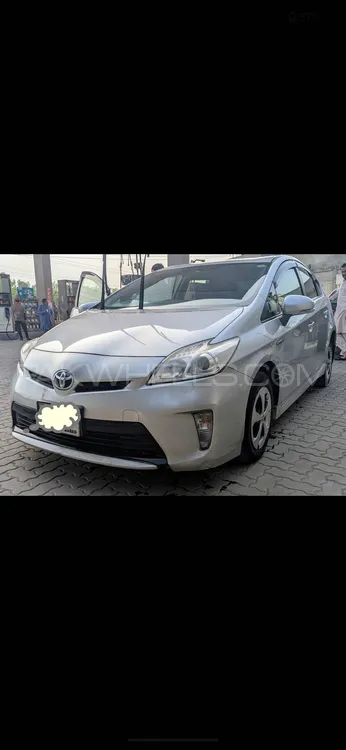 Toyota Prius 2013 for Sale in Islamabad Image-1