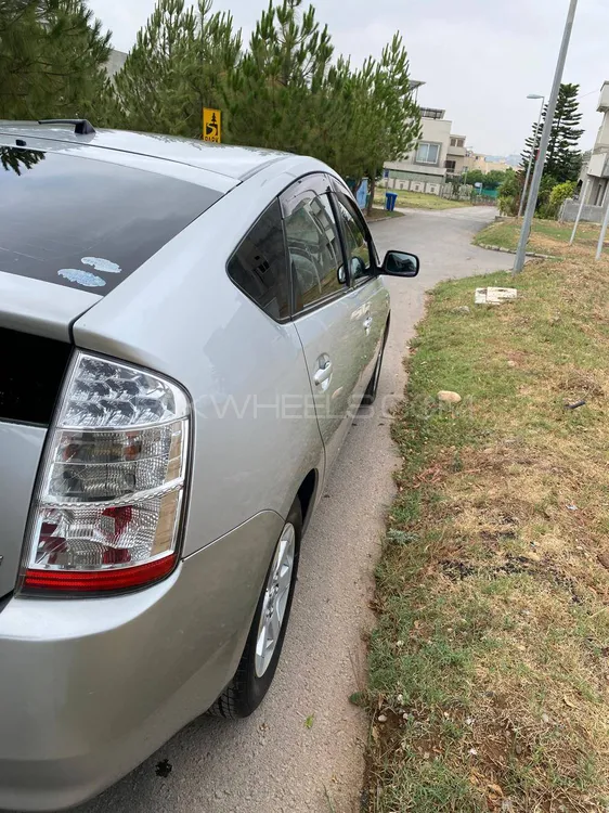 Toyota Prius 2010 for Sale in Faisalabad Image-1