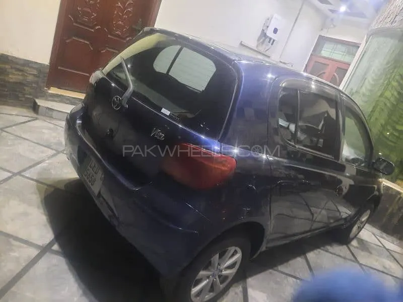 Toyota Vitz 2002 for Sale in Lahore Image-1