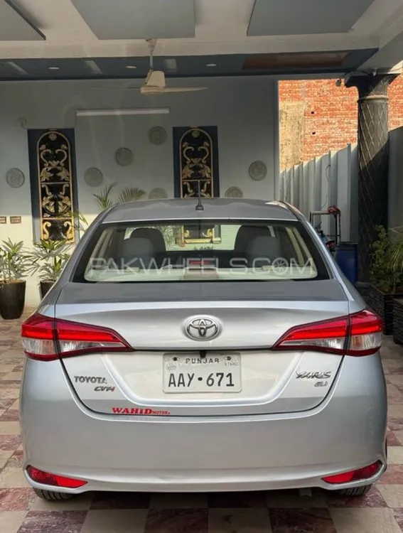 Toyota Yaris Sedan 2020 for Sale in Lahore Image-1