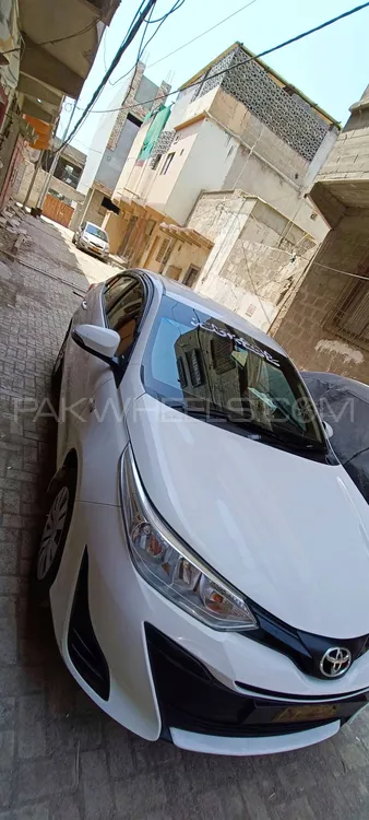 Toyota Yaris Sedan 2021 for Sale in Karachi Image-1
