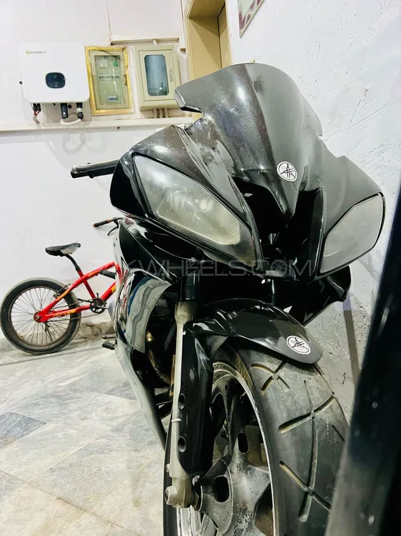 Yamaha XJ6 2004 for Sale Image-1