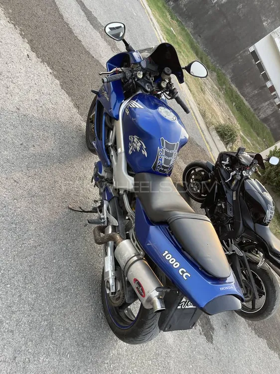 Honda CBR 1000RR 2005 for Sale Image-1