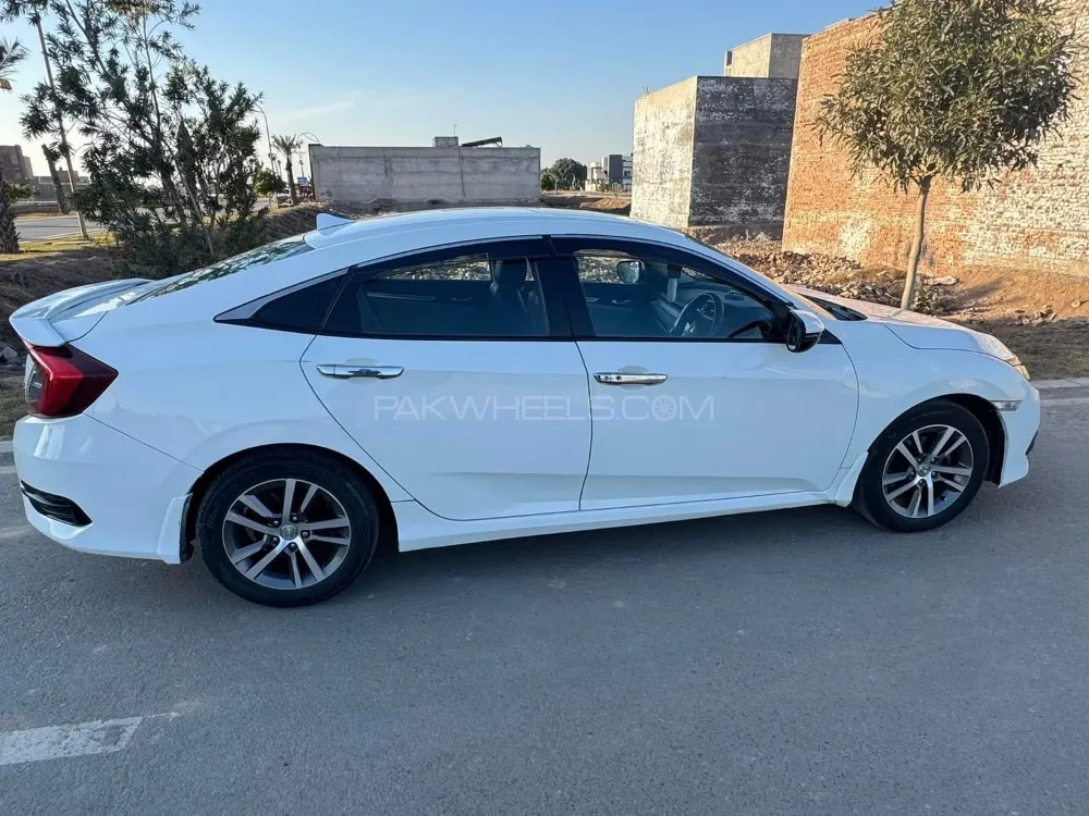 Honda Civic 2016 for Sale in Toba Tek Singh Image-1