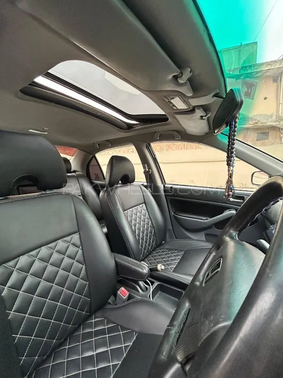 Honda Civic 2002 for Sale in Islamabad Image-1