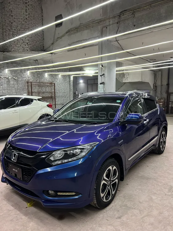 Honda Vezel 2015 for Sale in Gujranwala Image-1