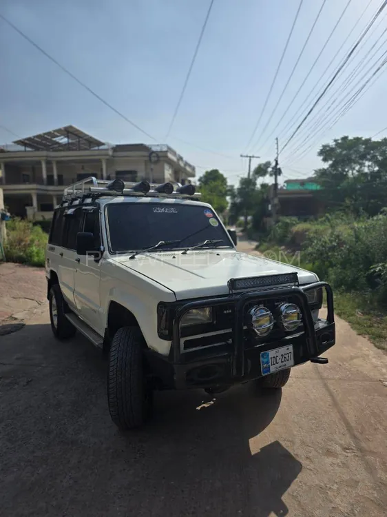 ازوزو ٹروپر 1980 for Sale in راولپنڈی Image-1