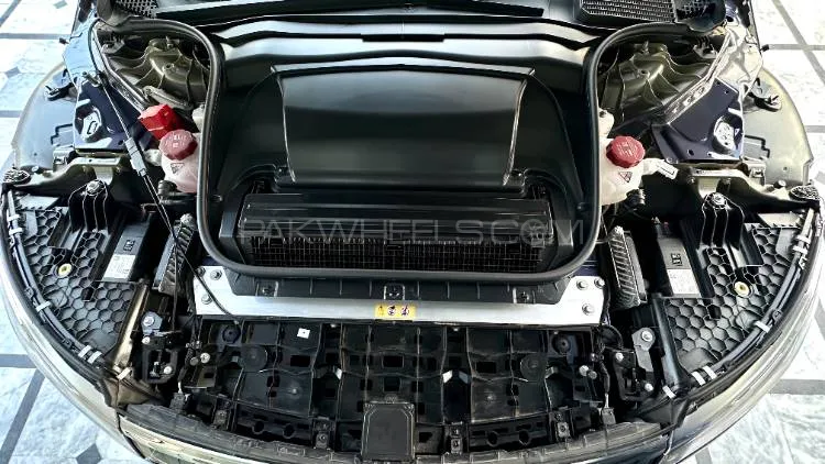 Mercedes Benz EQS 2022 for Sale in Lahore Mercedes Benz EQS 2022 for Sale in Lahore Image-18