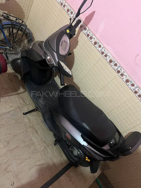 میٹرو Thrill 2024 for Sale Image-1