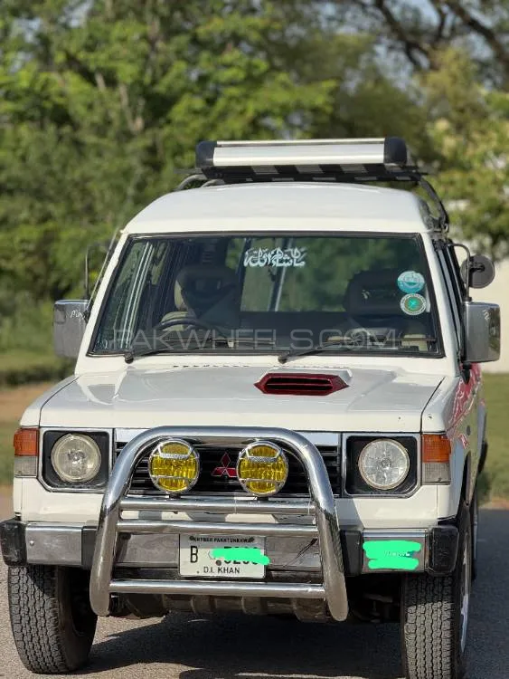 Mitsubishi Pajero 1986 for Sale in Islamabad Image-1