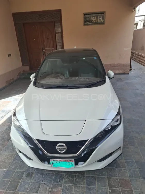 Nissan Leaf 2020 for Sale in Karachi Image-1
