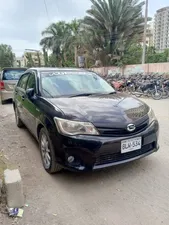 Toyota Corolla Axio Hybrid 1.5 2014 for Sale