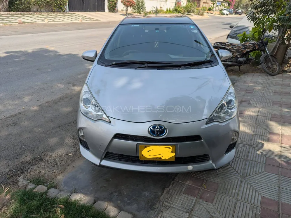 Toyota Aqua 2013 for Sale in Karachi Image-1