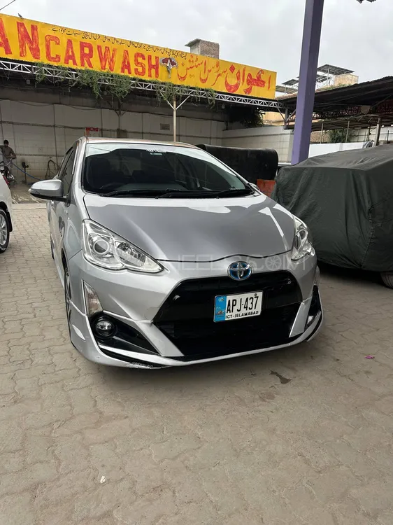 Toyota Aqua 2015 for Sale in Peshawar Image-1