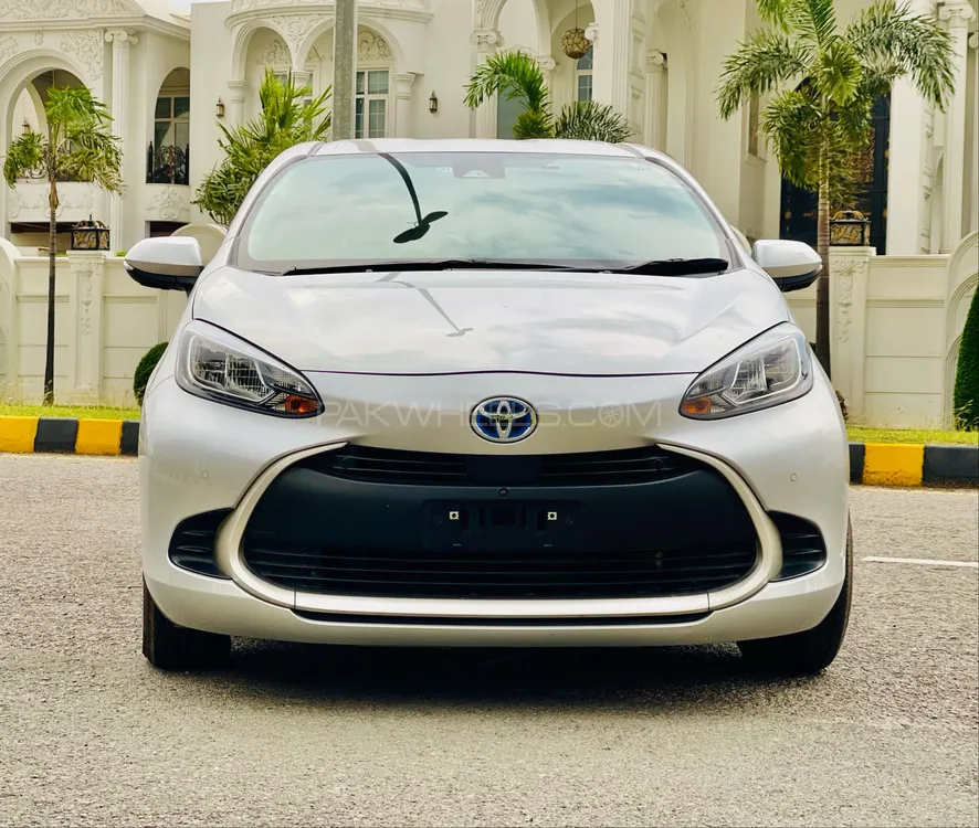 Toyota Aqua 2021 for Sale in Sialkot Image-1