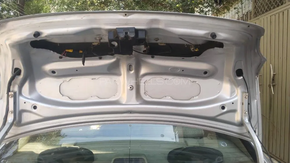Toyota Belta 2006 for Sale in Lahore Toyota Belta 2006 for Sale in Lahore Image-11