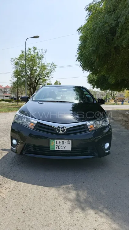 Toyota Corolla 2016 for Sale in Gujranwala Image-1