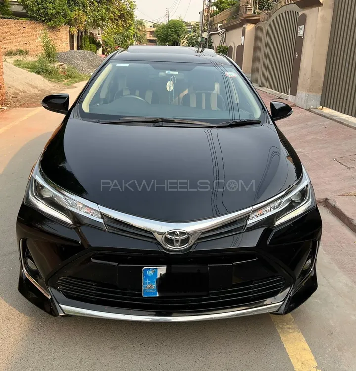 ٹویوٹا کرولا 2021 for Sale in فیصل آباد Image-1
