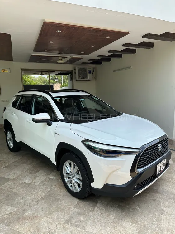 Toyota Corolla Cross 2024 for Sale in Lahore Image-1