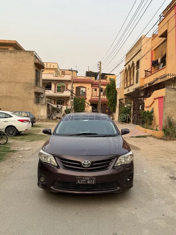 Toyota Corolla 2013 for Sale in Lahore Image-1