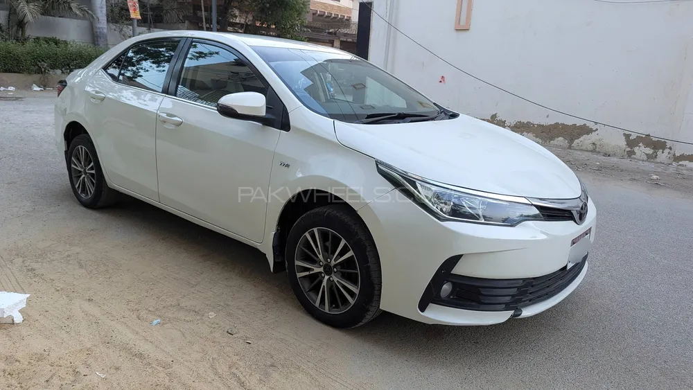 Toyota Corolla 2019 for Sale in Karachi Image-1