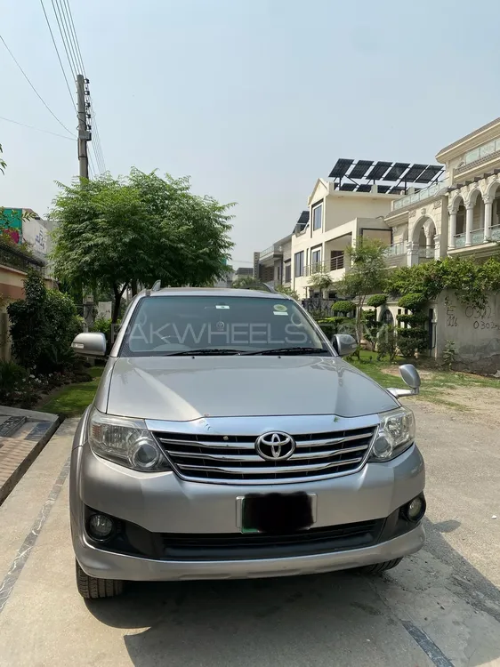 Toyota Fortuner 2013 for Sale in Lahore Image-1