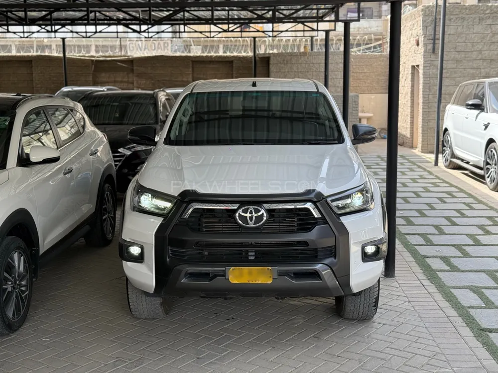Toyota Hilux 2022 for Sale in Karachi Image-1