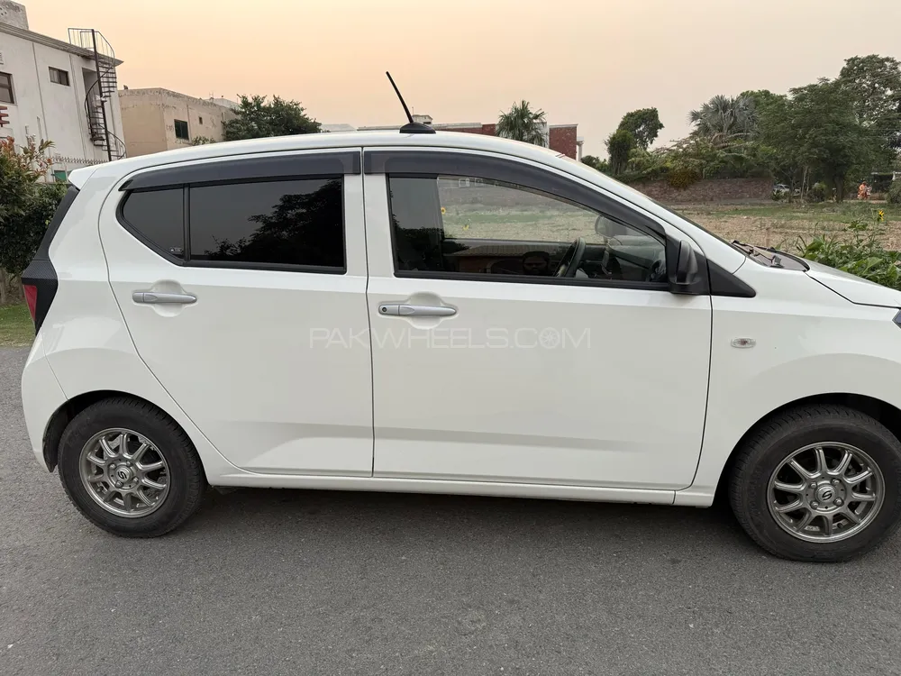 Toyota Pixis Epoch 2021 for Sale in Lahore Image-1