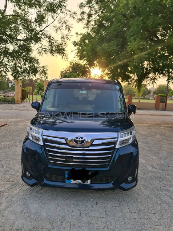 Toyota Roomy 2016 for Sale in Karachi Image-1