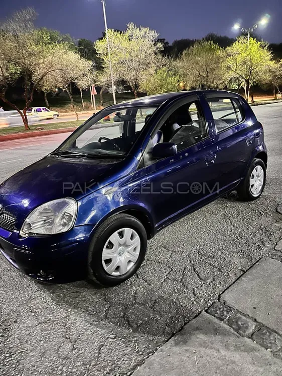 Toyota Vitz 2003 for Sale in Islamabad Image-1