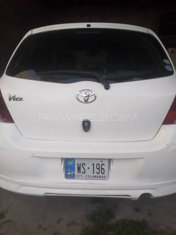 Toyota Vitz 2007 for Sale in Bat khela Image-1