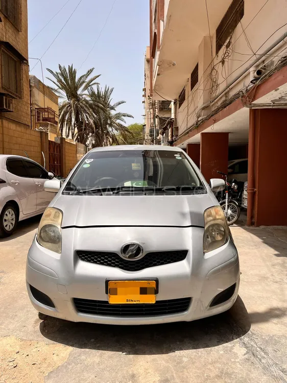 Toyota Vitz 2007 for Sale in Karachi Image-1
