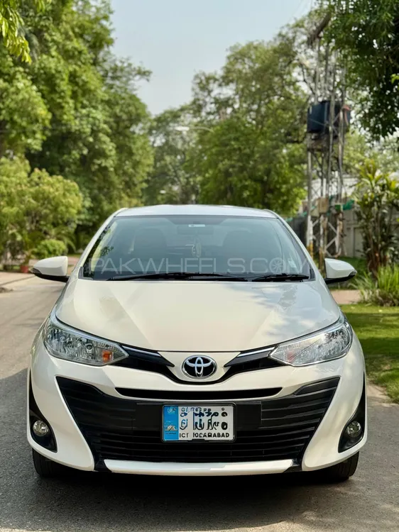 Toyota Yaris Sedan 2022 for Sale in Lahore Image-1