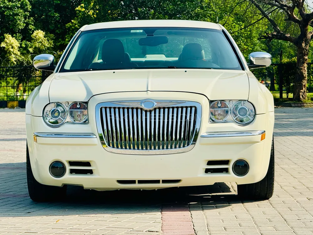 Chrysler 300 C 2005 for Sale in Rawalpindi Image-1