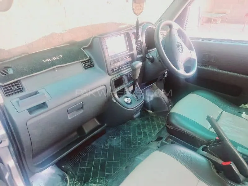 Daihatsu Hijet 2014 for Sale in Karachi Image-1