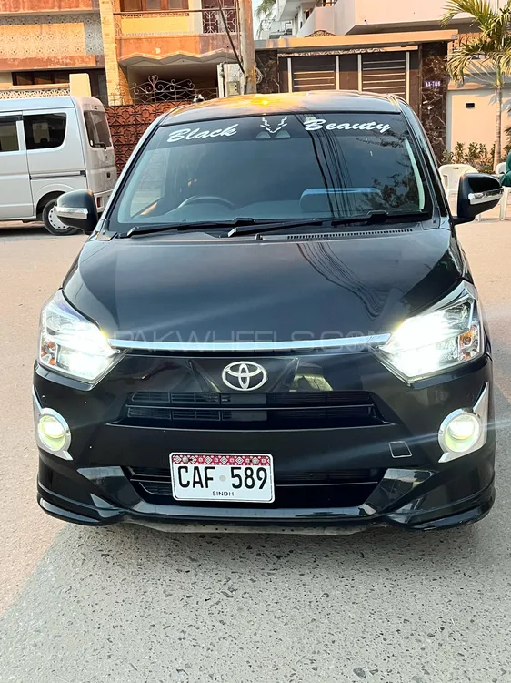 Toyota Pixis Epoch 2021 for Sale in Karachi Image-1