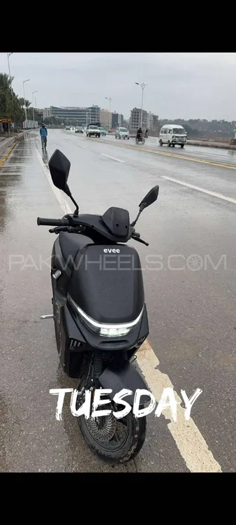 Evee C1 2025 for Sale Image-1
